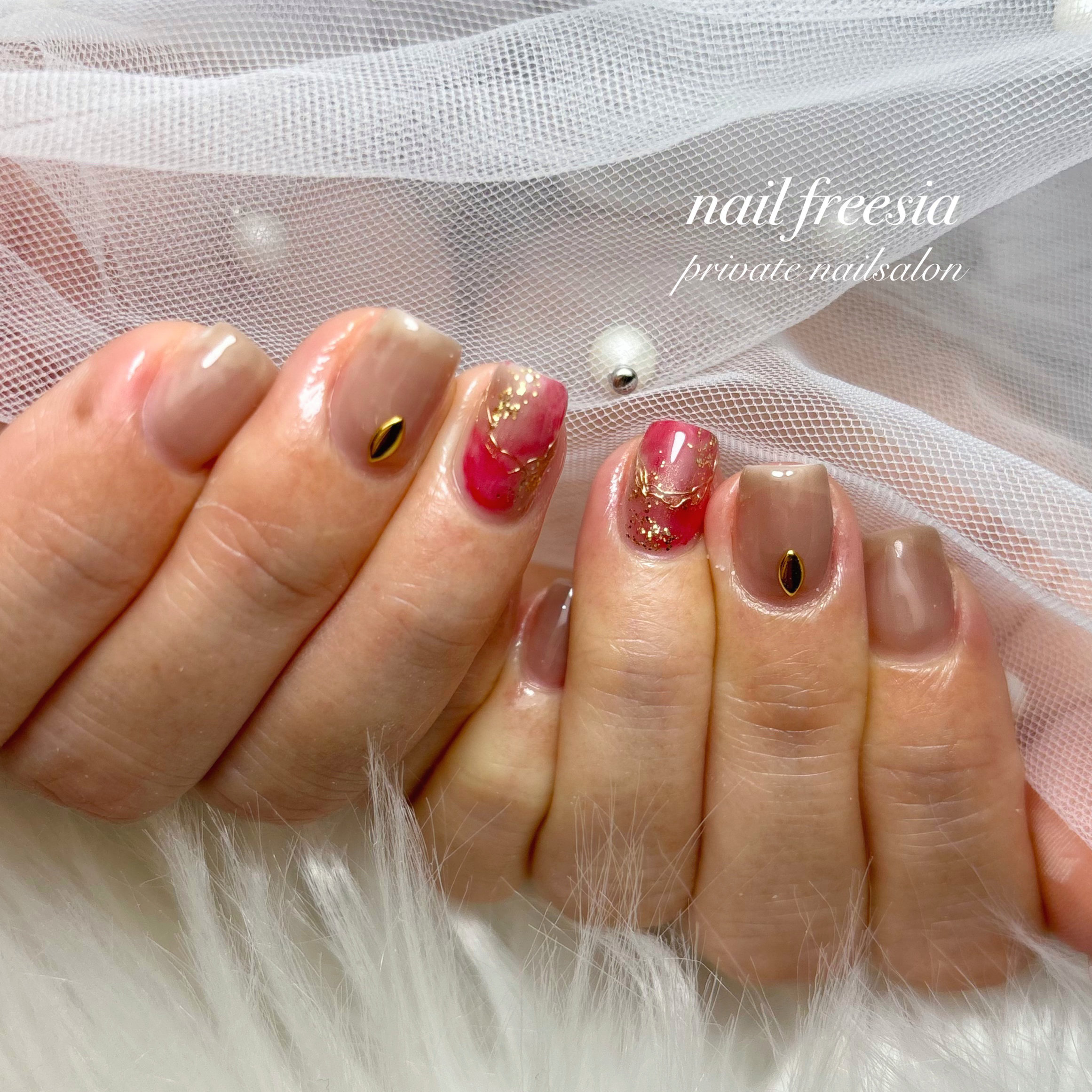 nail_freesia