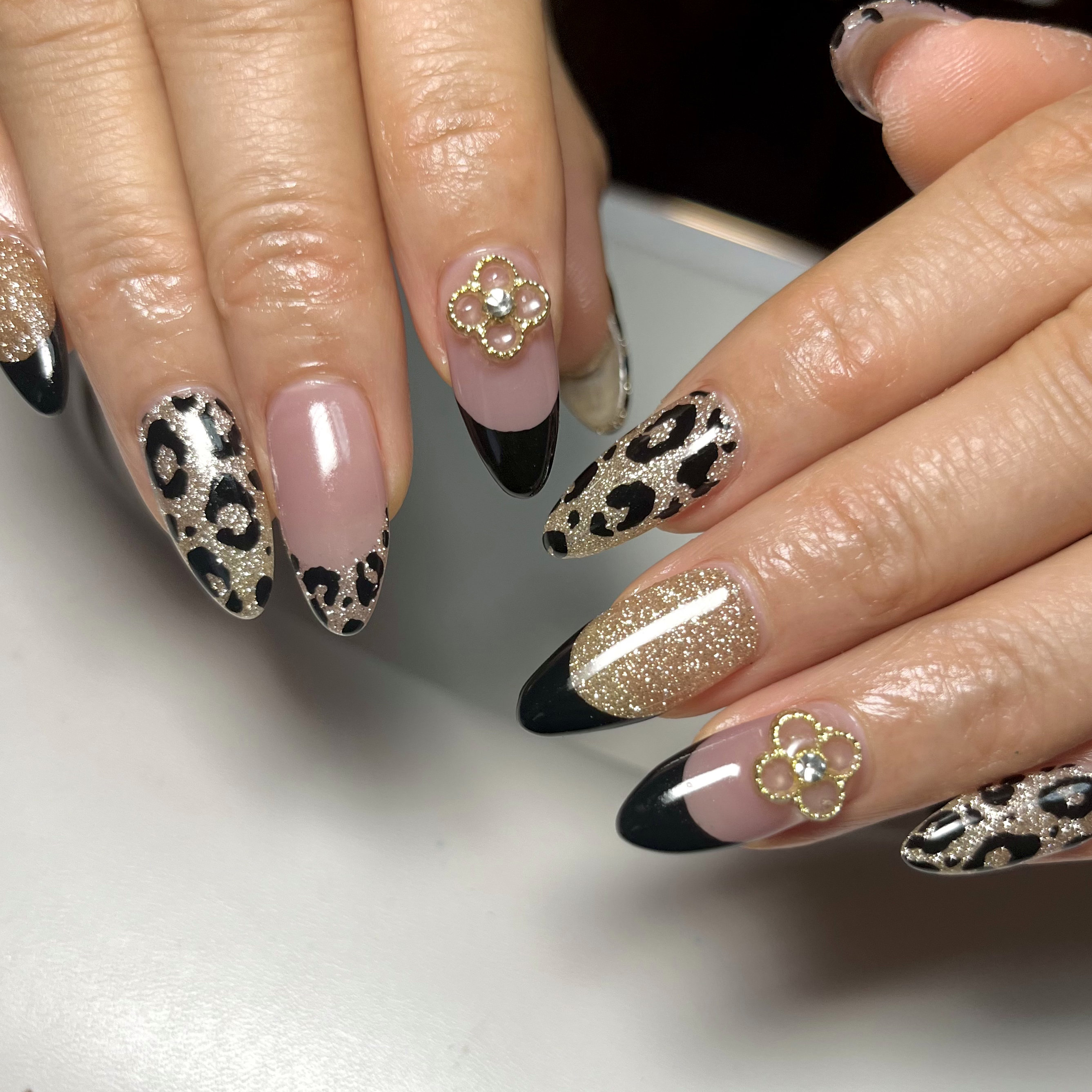 NailSalon_Amulet