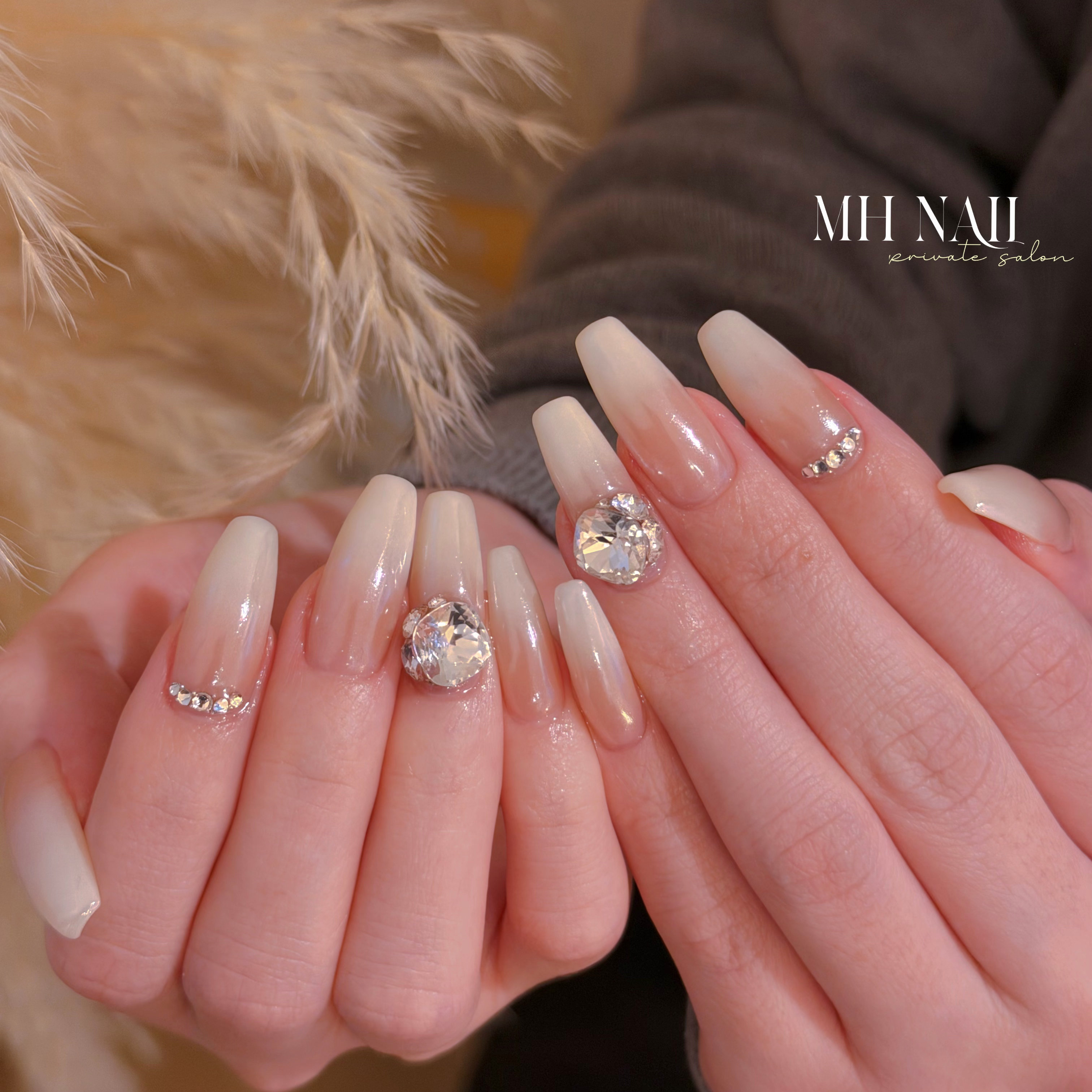 MH_Nail