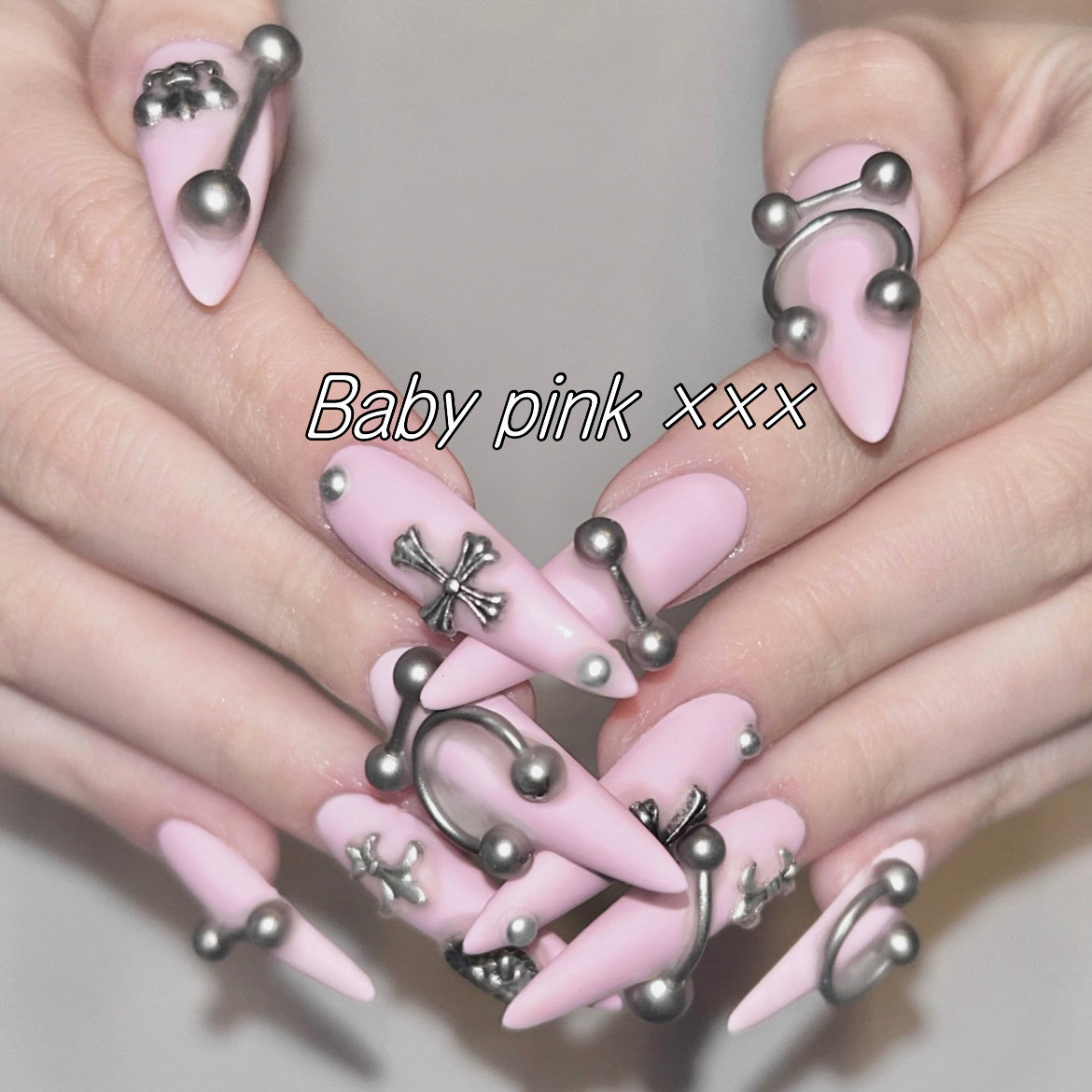 LOVEBOMBNAILS