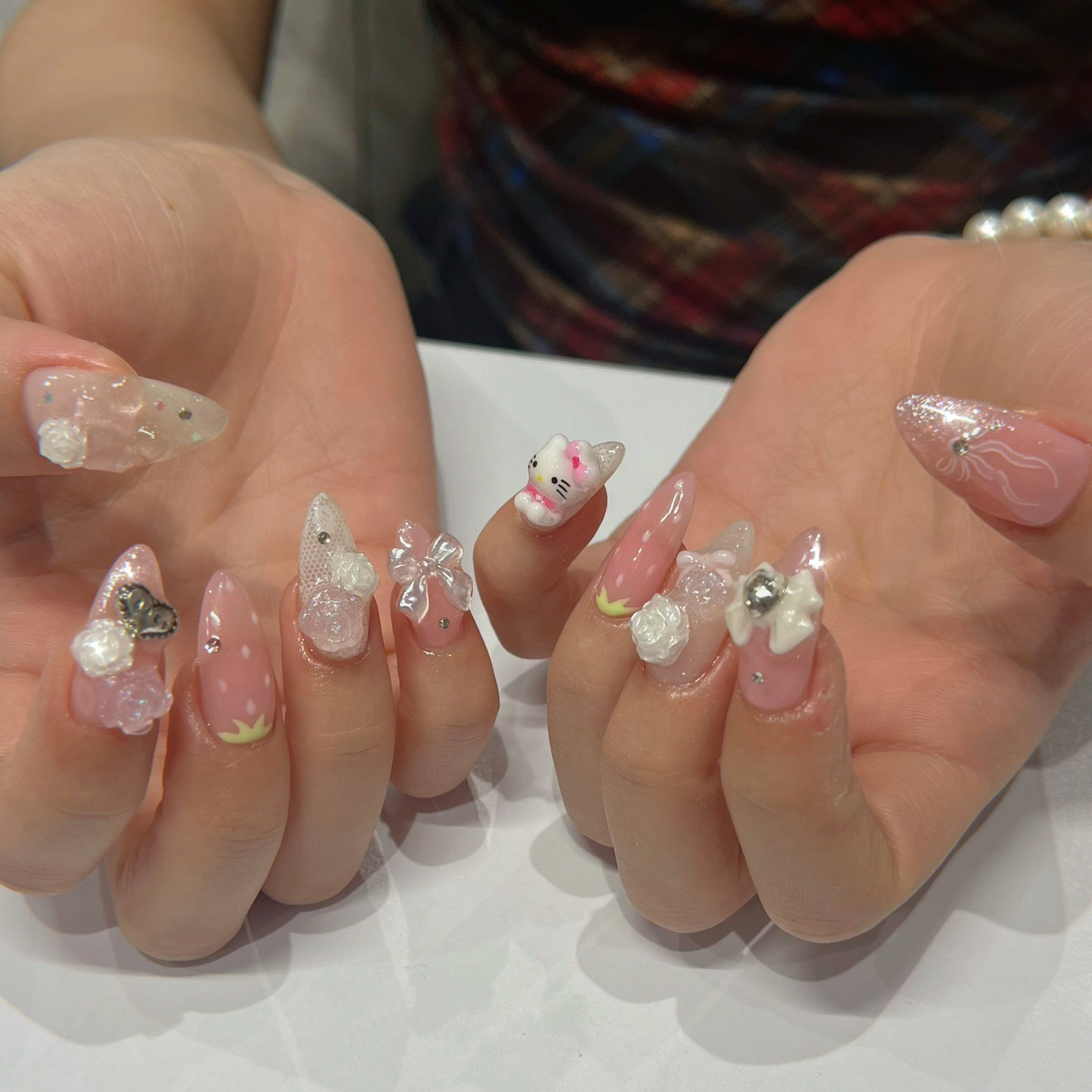 sakitan_nail
