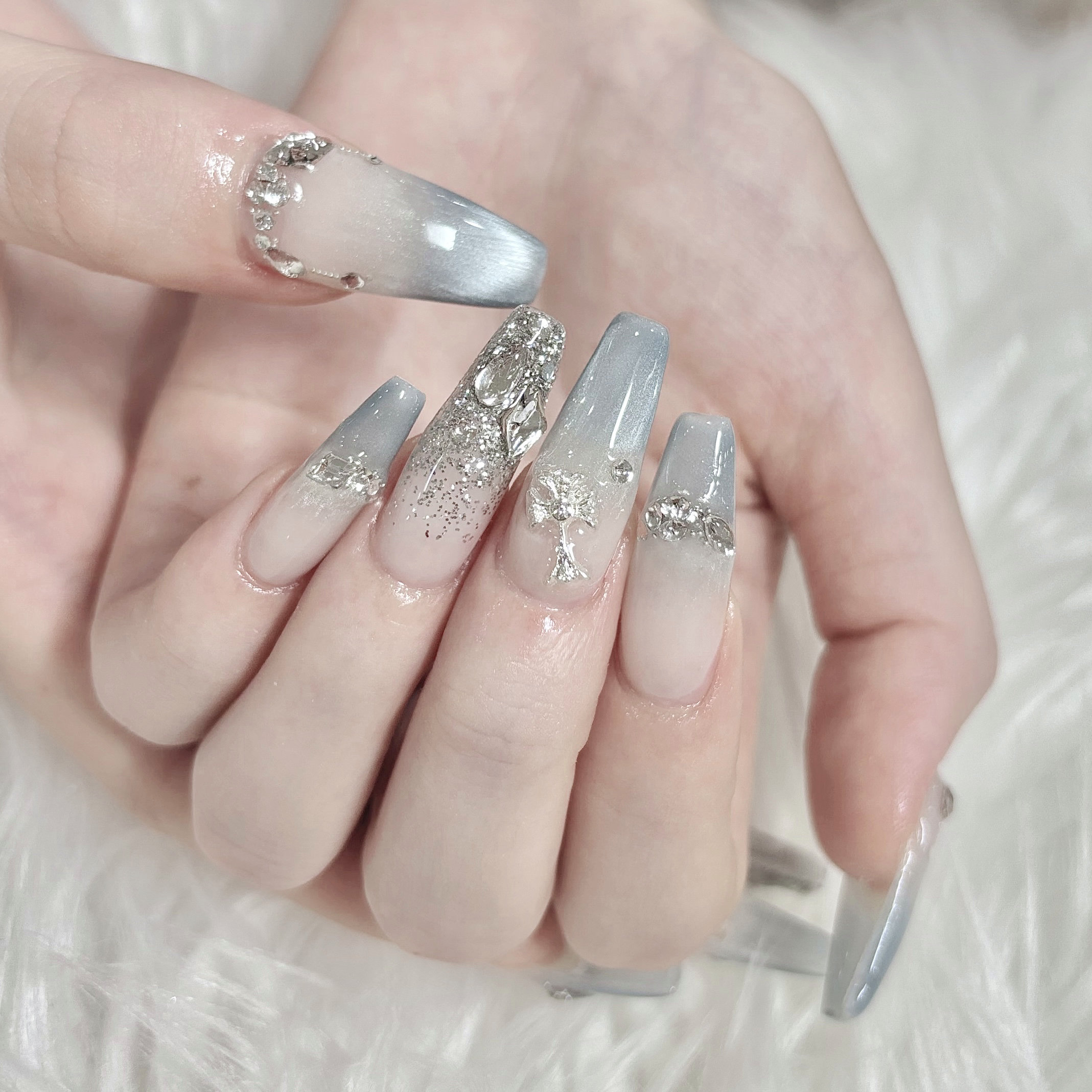 Fly_Nail_salon