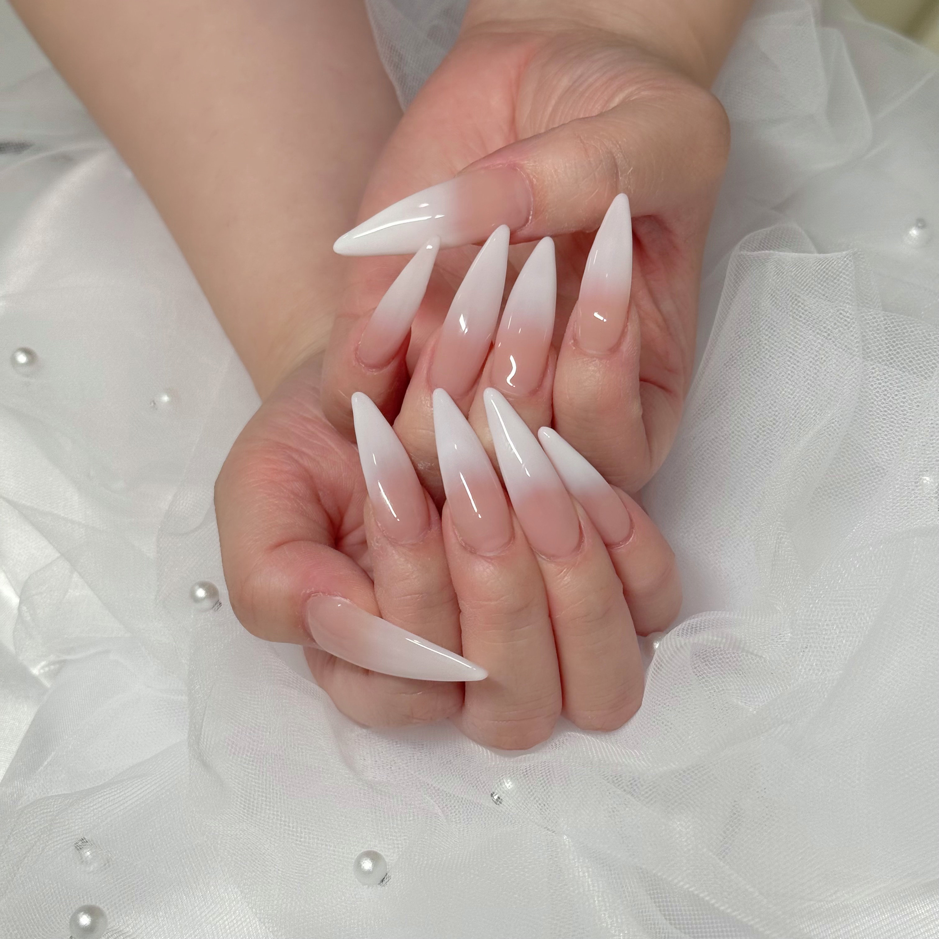 nail_by_lit