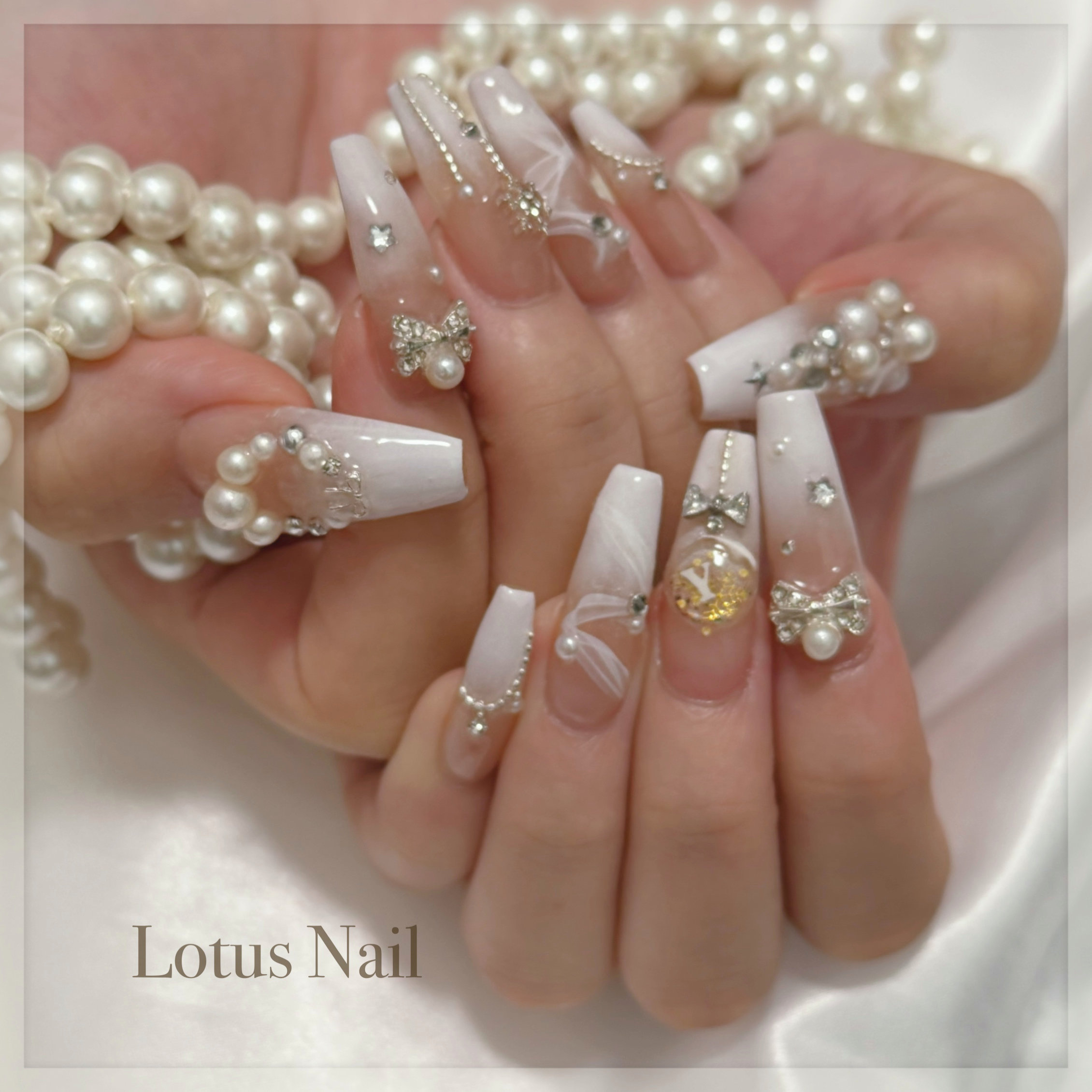 Lotus_Nail