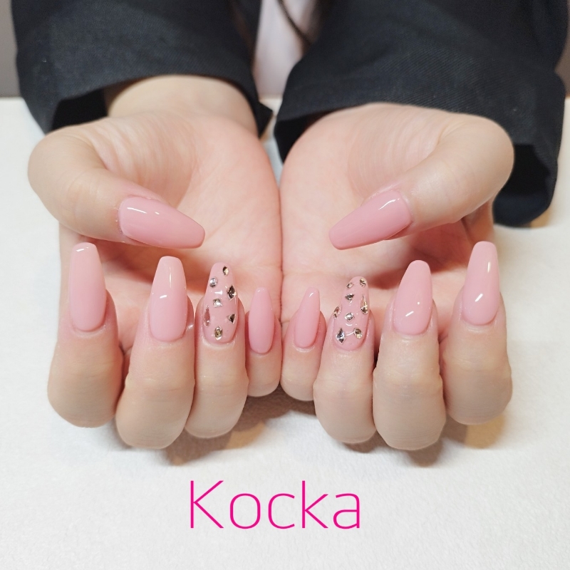 nail_Kocka