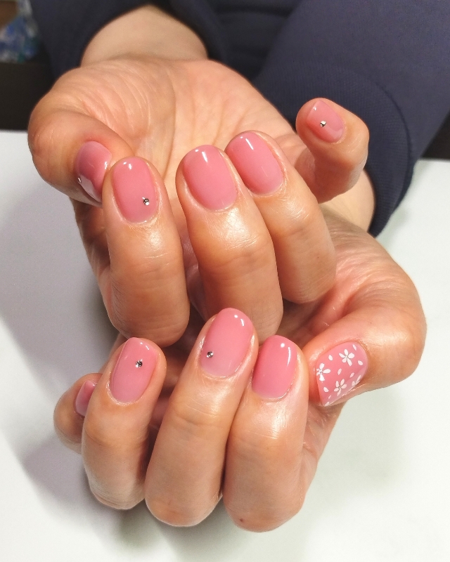nail_Ballan