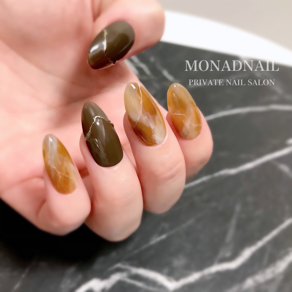 MONADNAIL