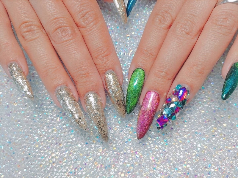 A.nail.1001