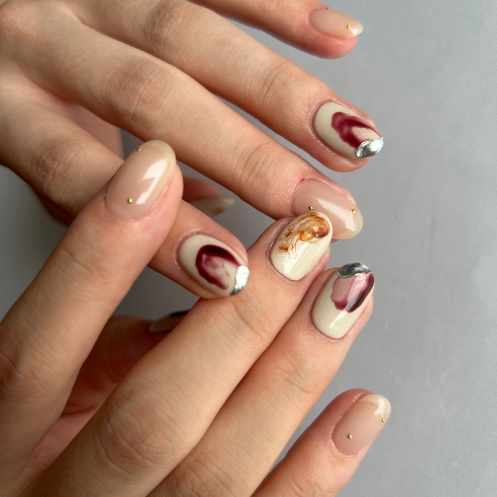 apua_ami.nail