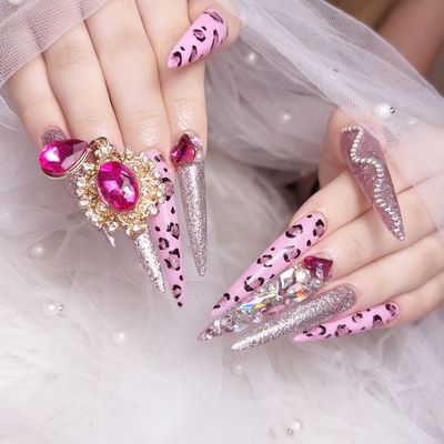 ネイリー（Nailie） - Nailsalon.Celica