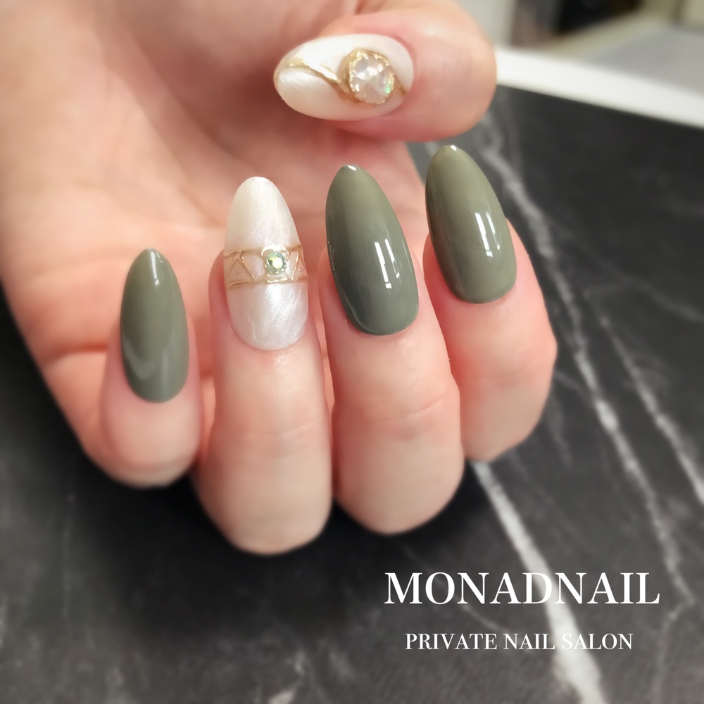 MONADNAIL