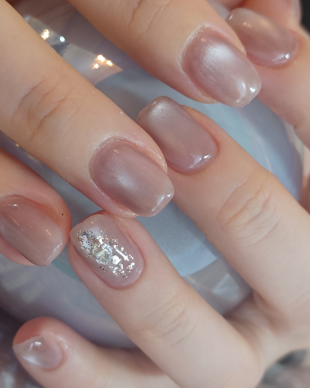 antique.nail