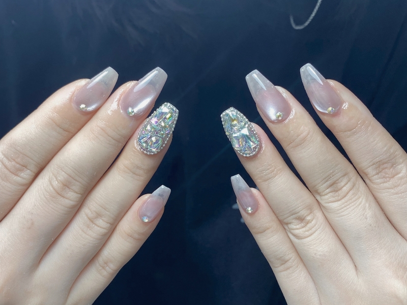 UM_NailSALON