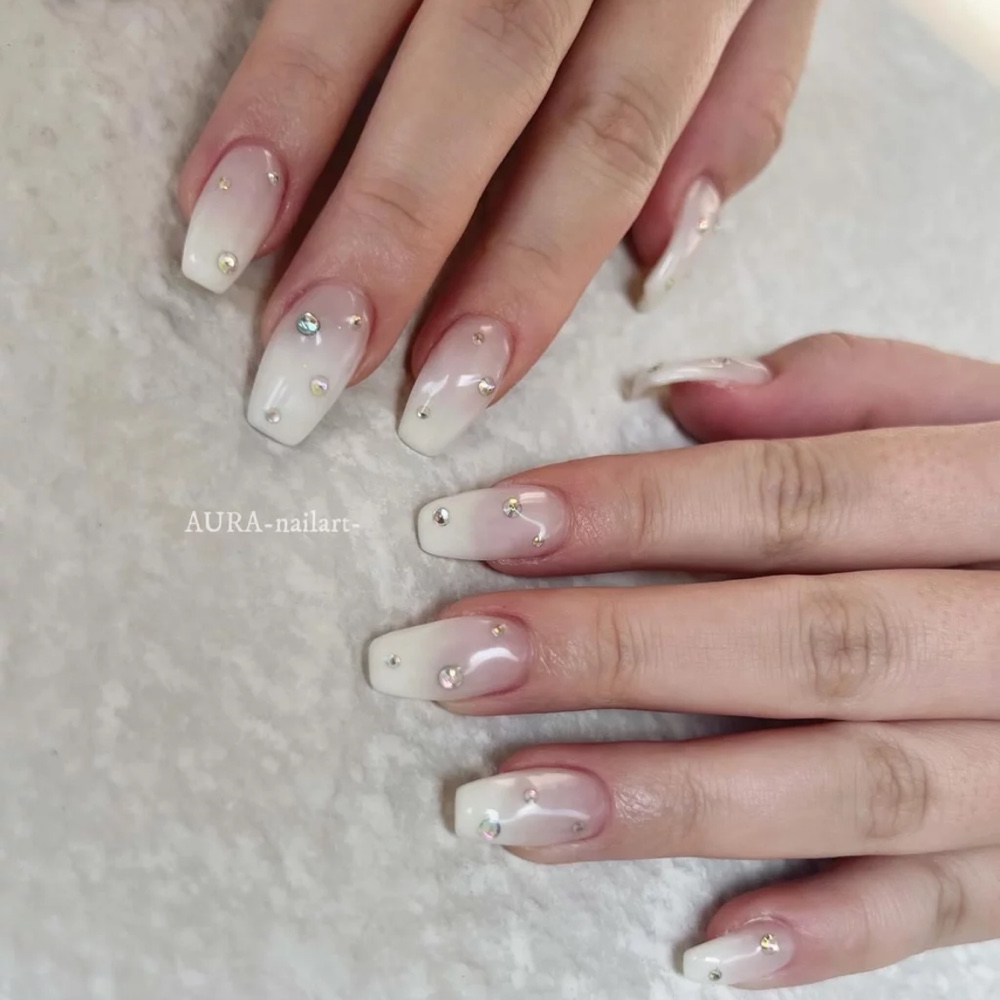 AURA_nailart