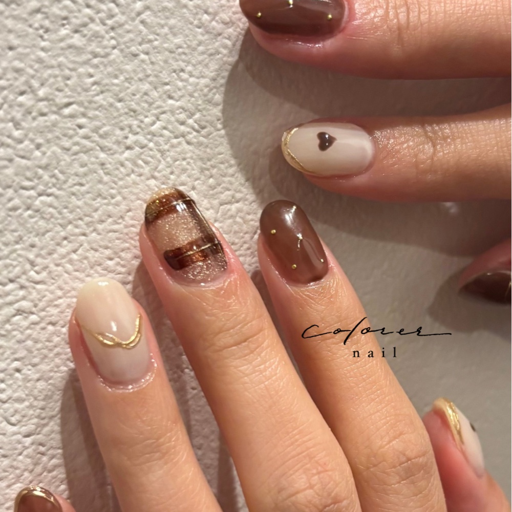 colorer_nail.ami