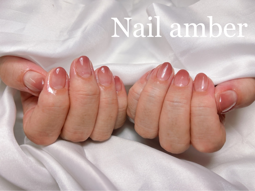 Nail_amber