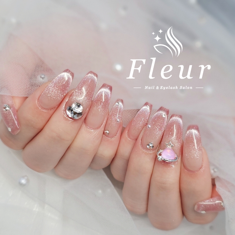 Fleur__nail