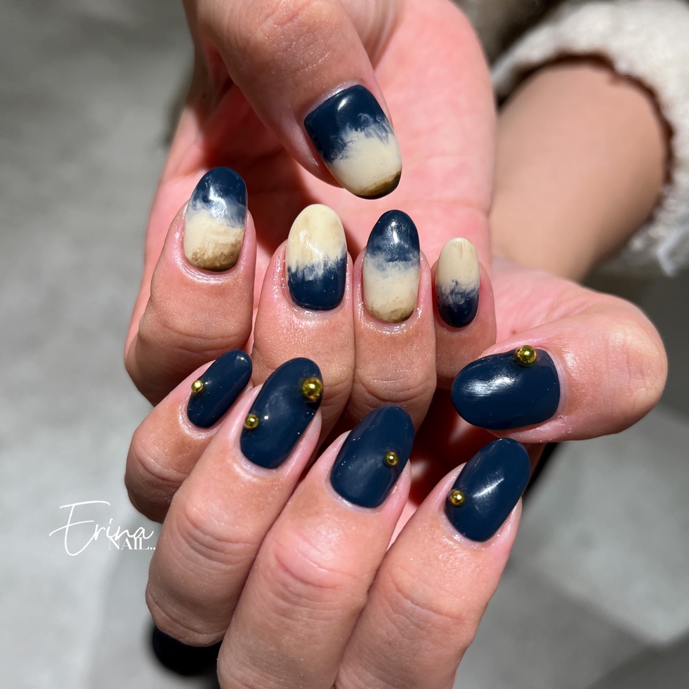 Nail_Erina