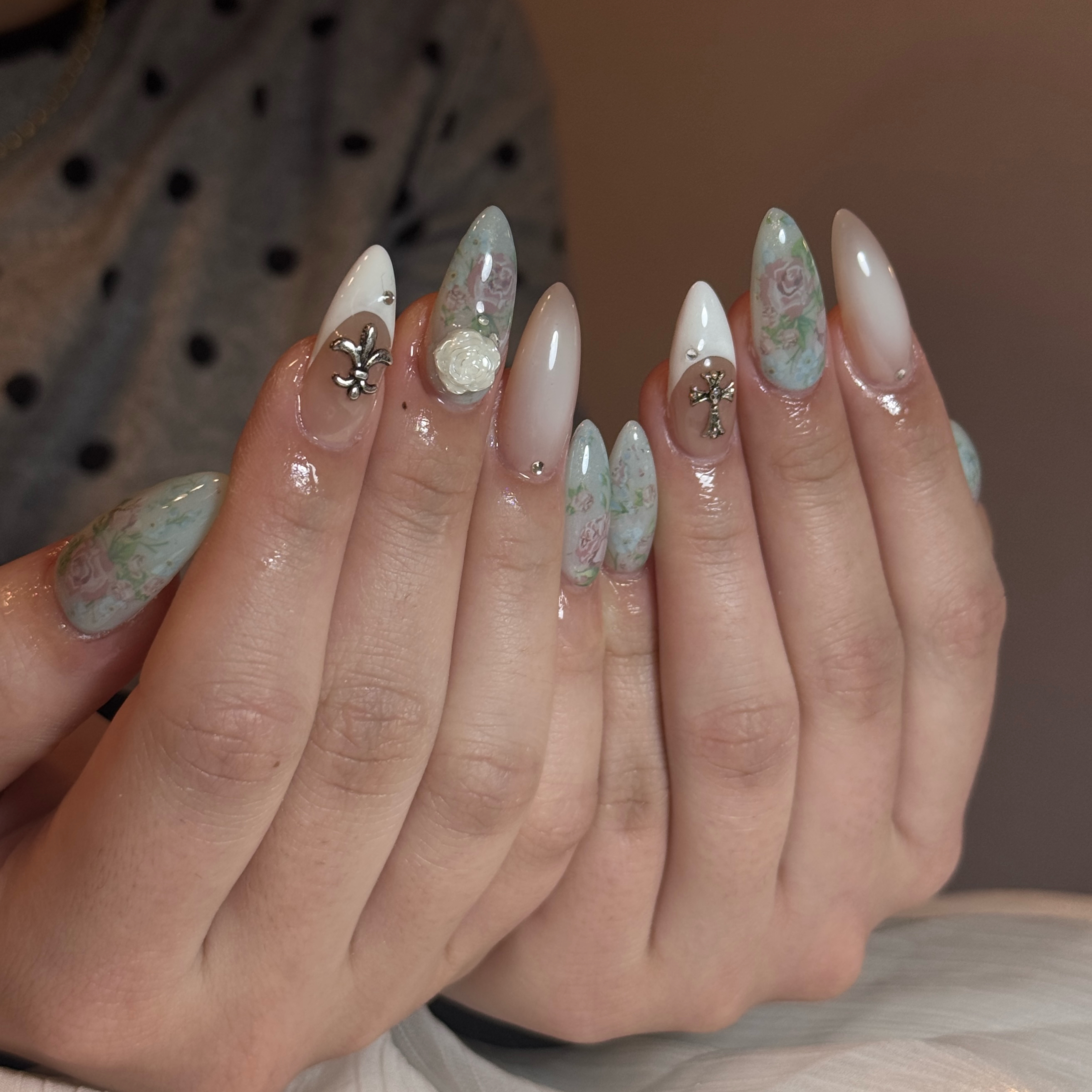 Amy_Nail