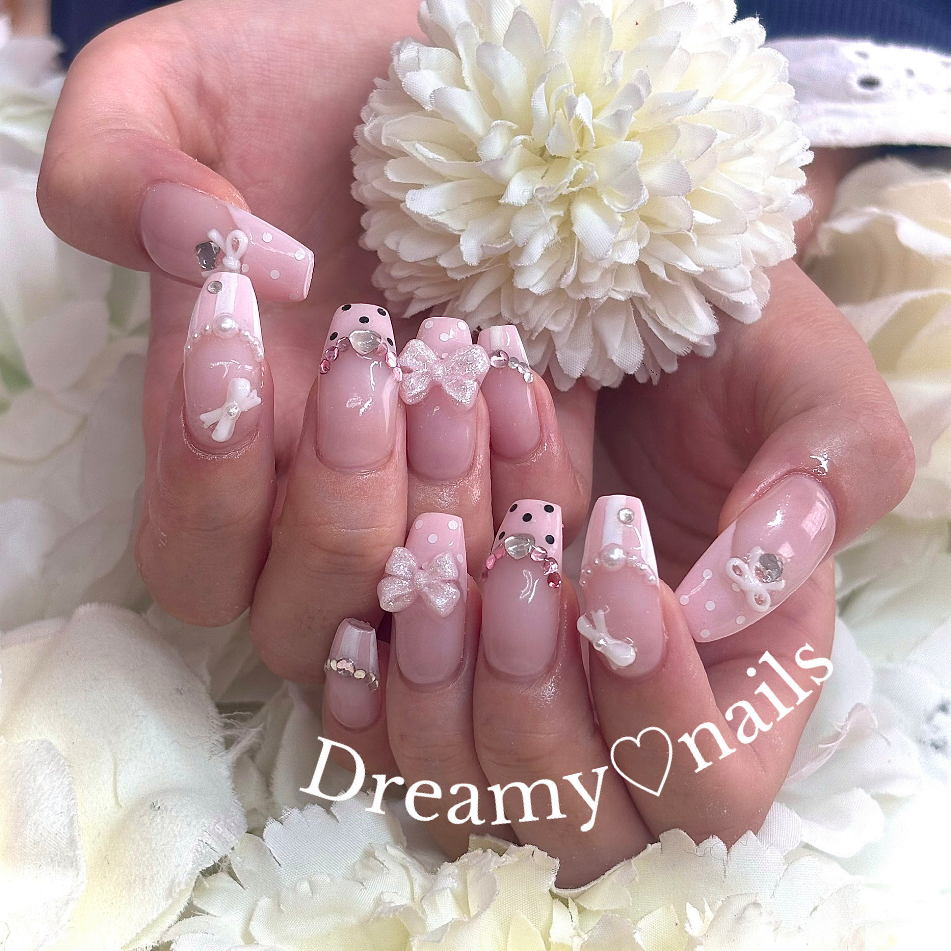 Dreamy_nails
