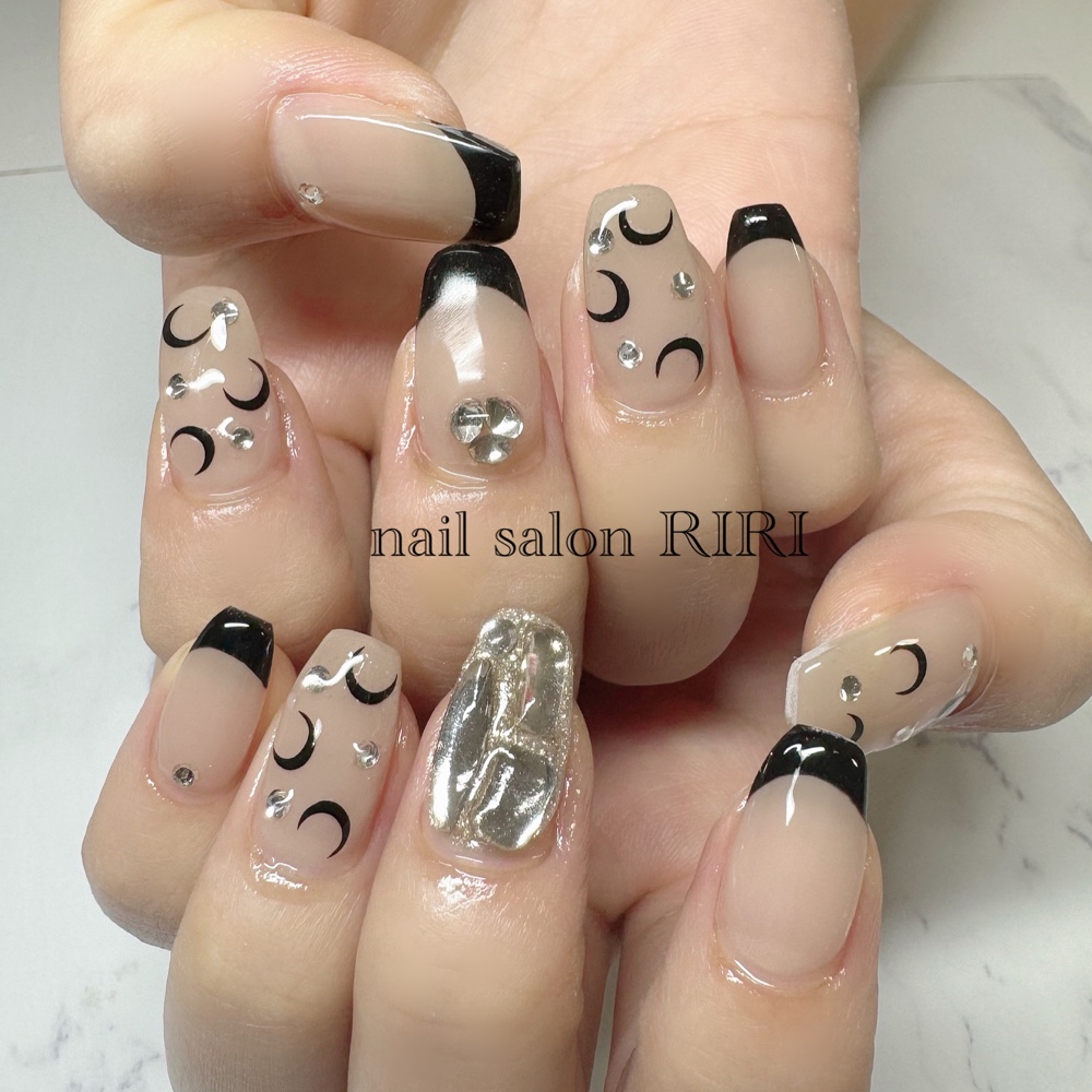 RIRI__nail