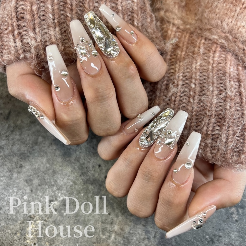 PinkDollHouse_kg