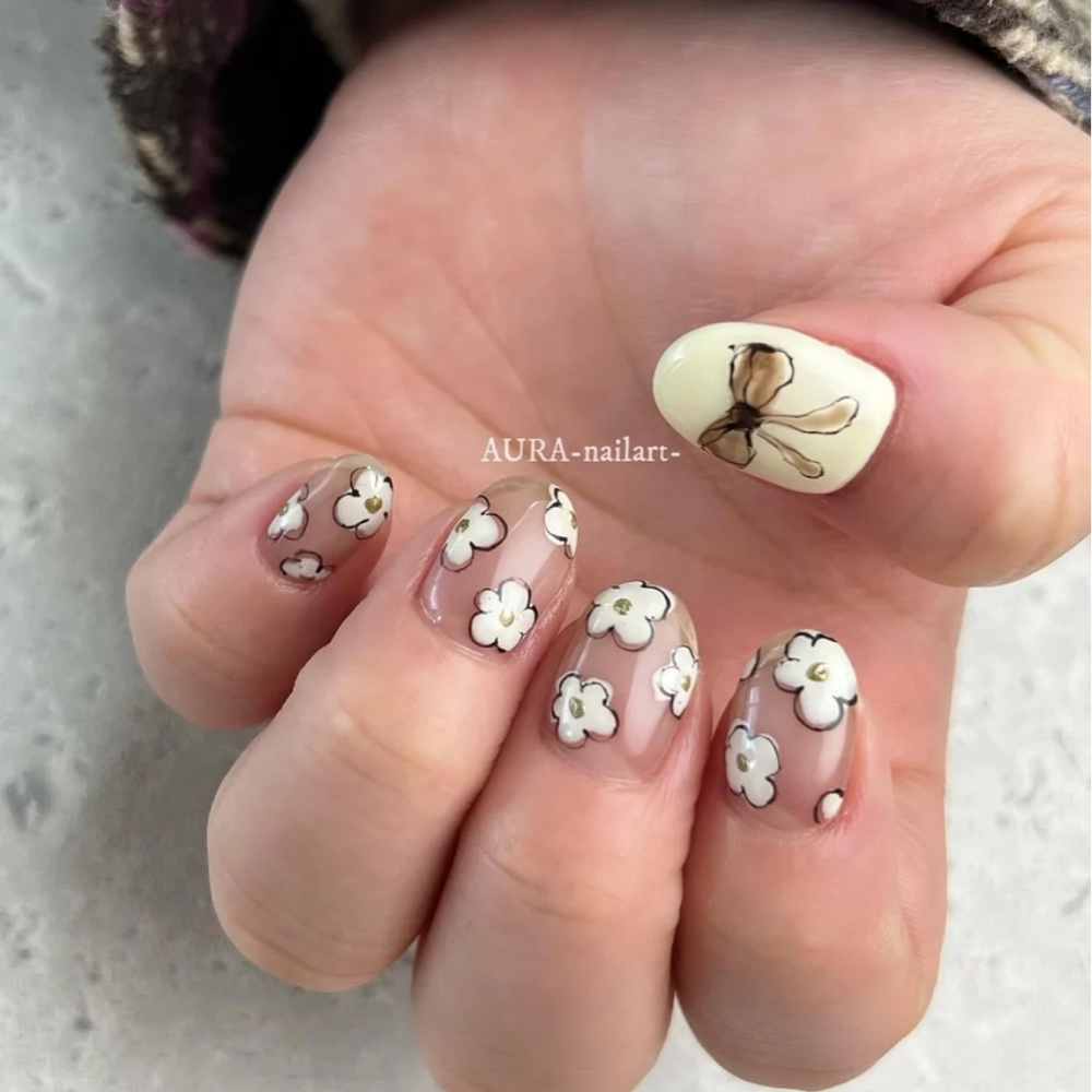 AURA_nailart