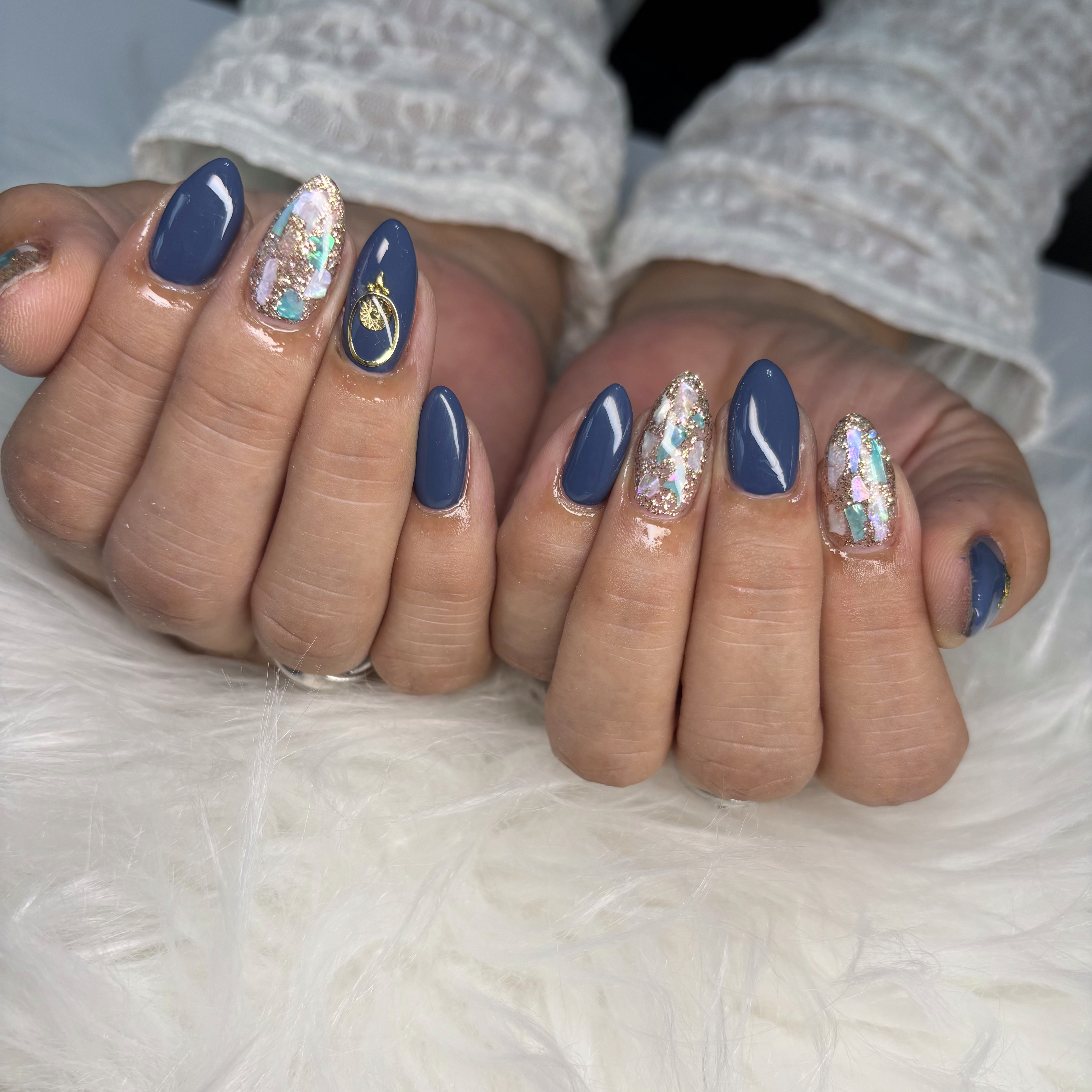 Aya...nail