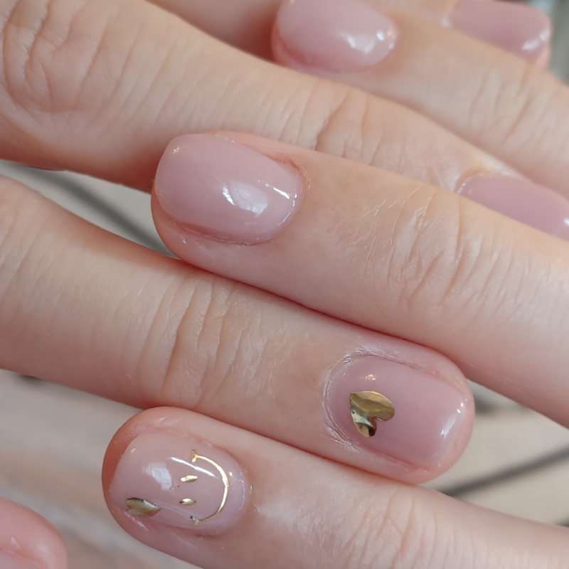 antique.nail