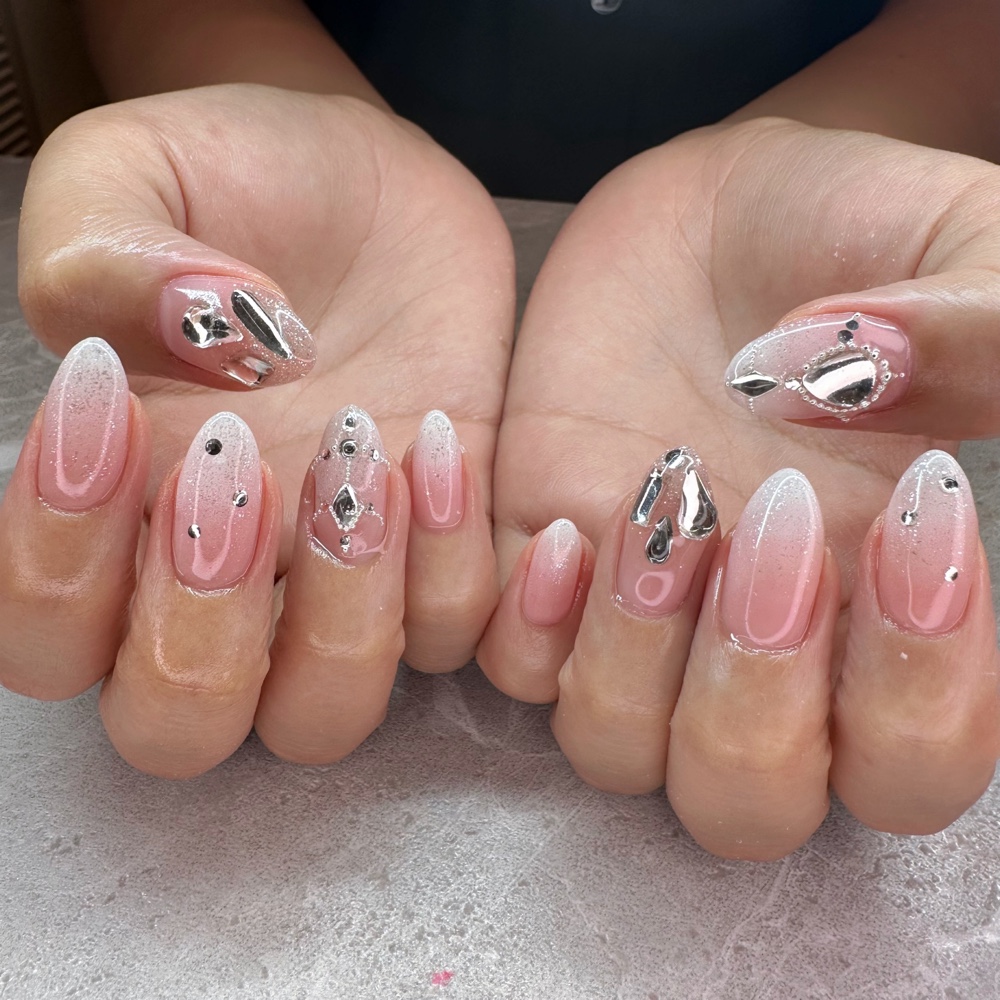 nail_by_megue