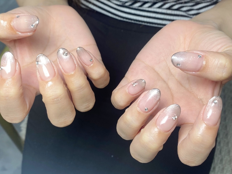 UM_NailSALON