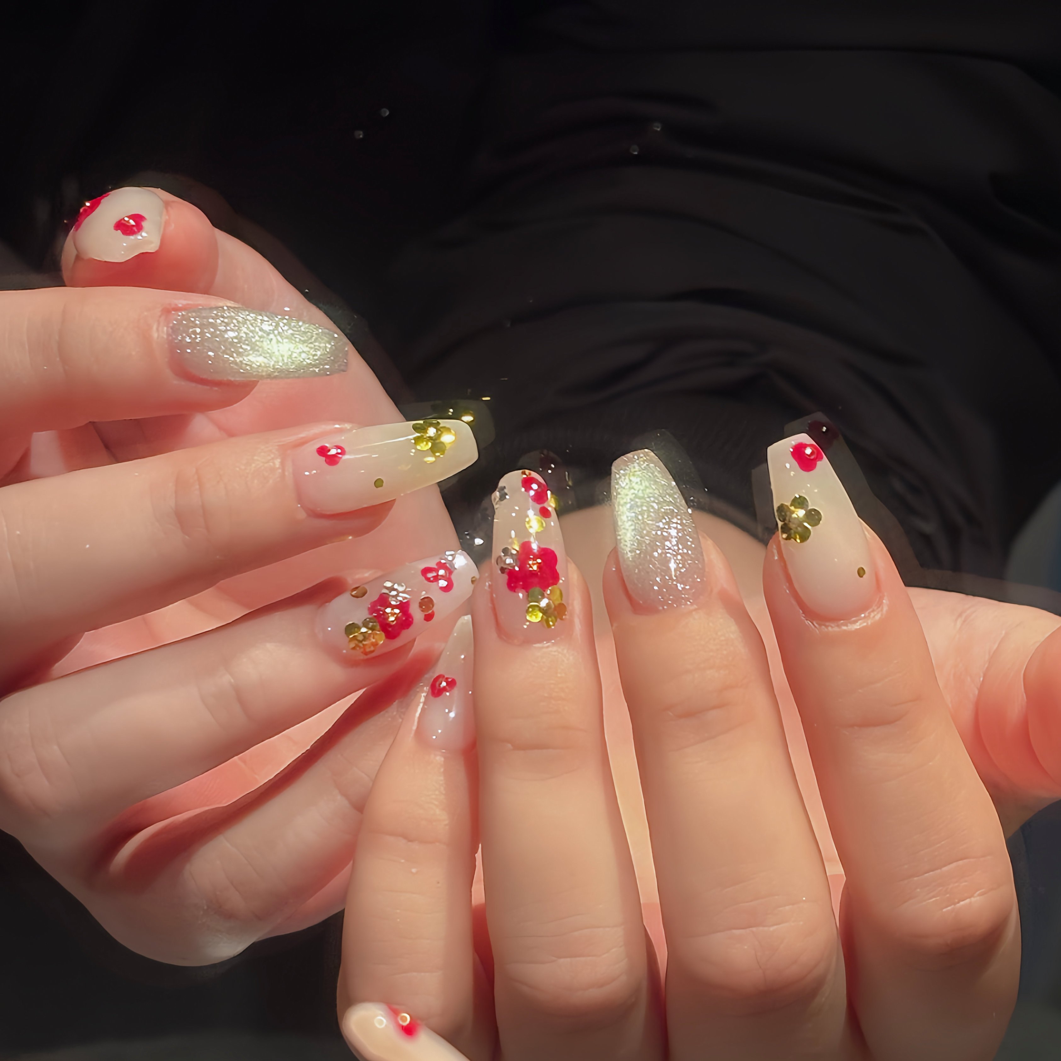 OPELIA__NAIL_