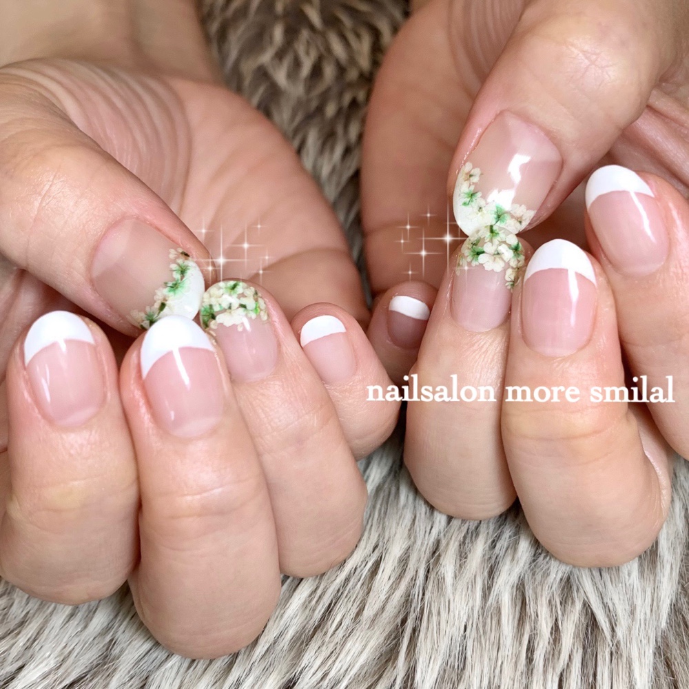 ネイリー Nailie More Smilal