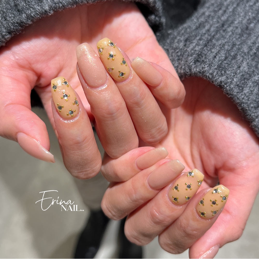 Nail_Erina