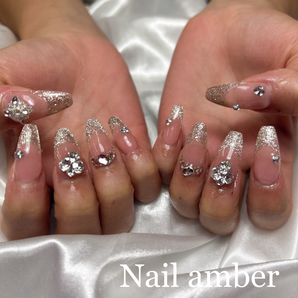 Nail_amber