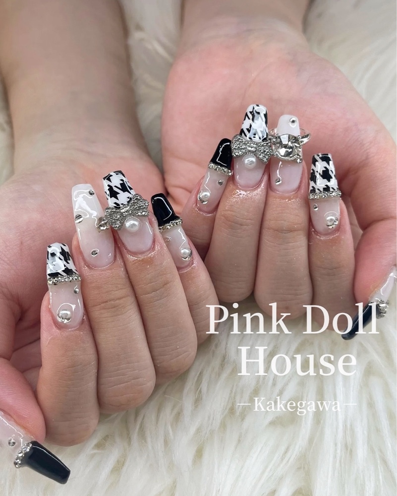 PinkDollHouse_kg