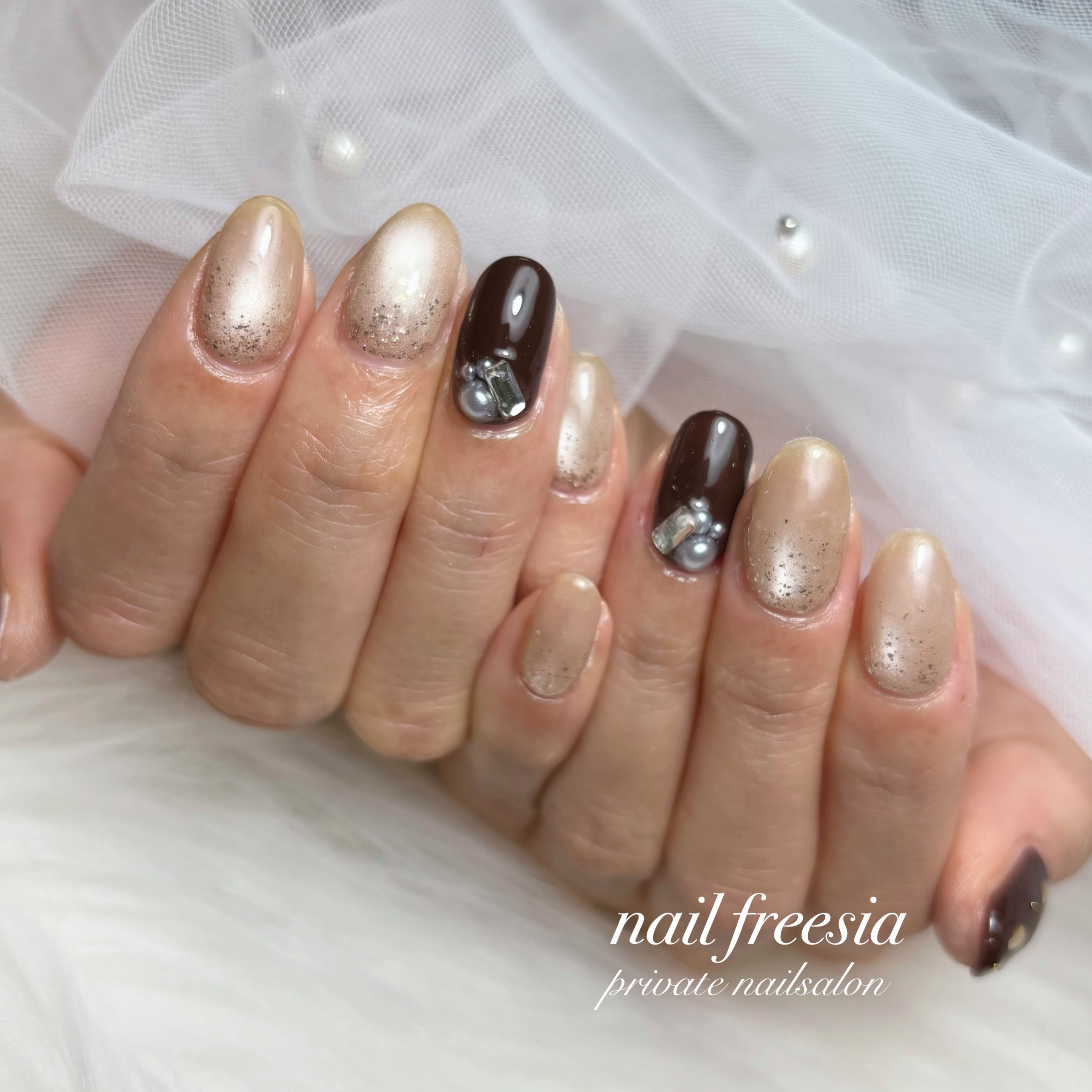 nail_freesia