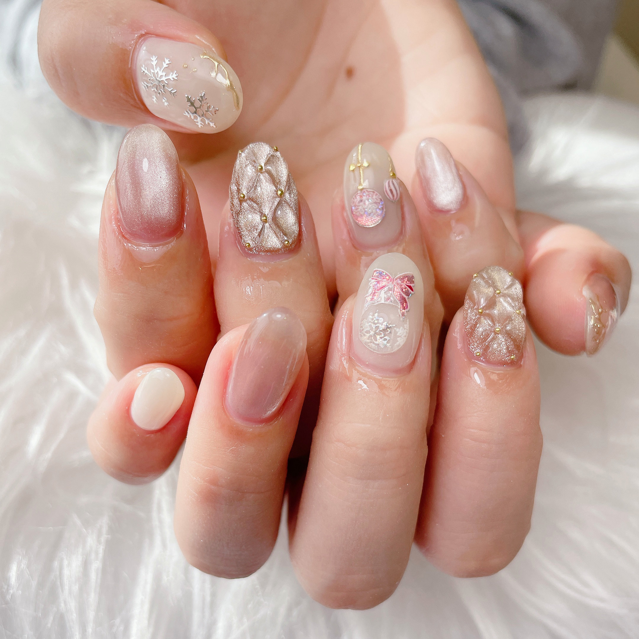 Tiara_nail_mari
