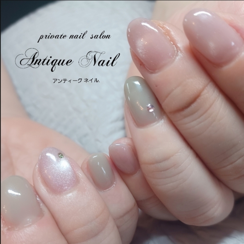 antique.nail