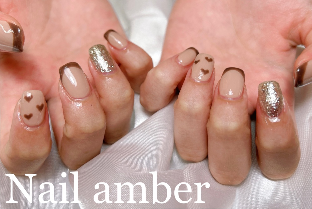 Nail_amber