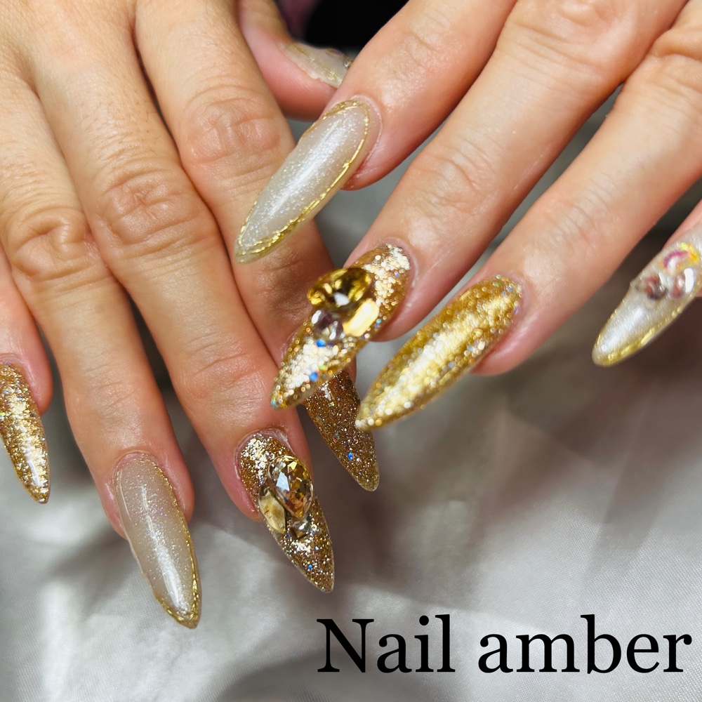 Nail_amber