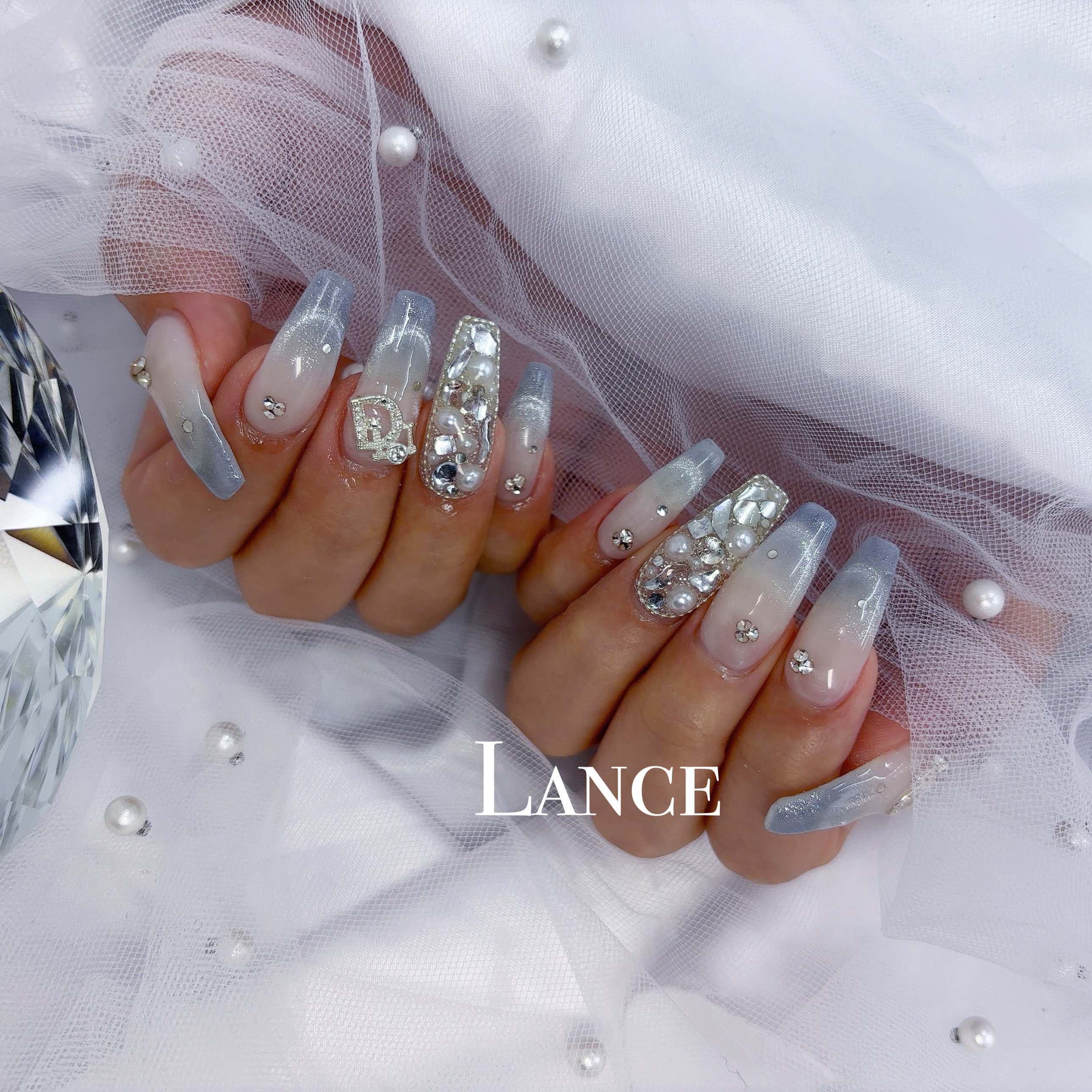 Lance.nail