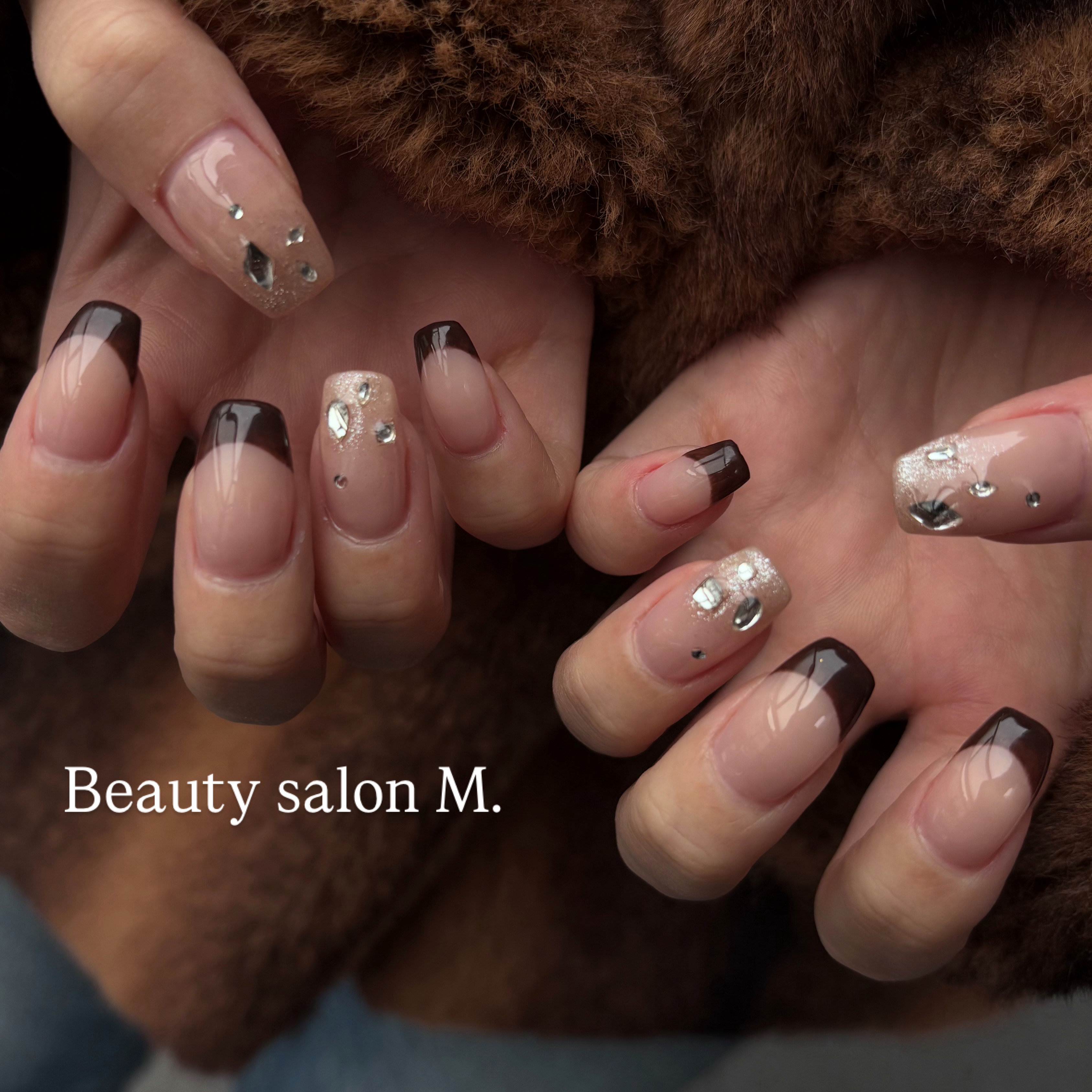 nail_salon.m
