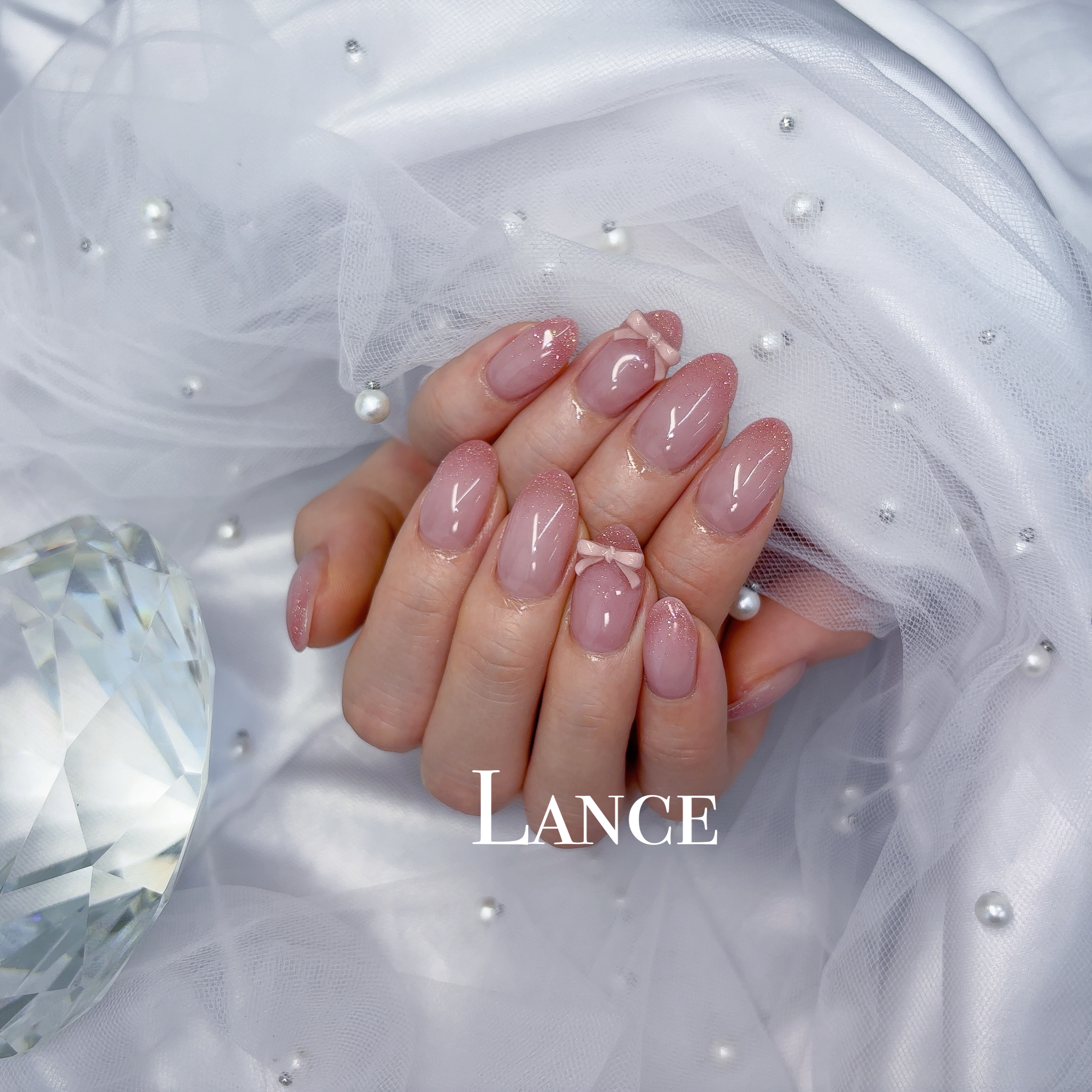 Lance.nail
