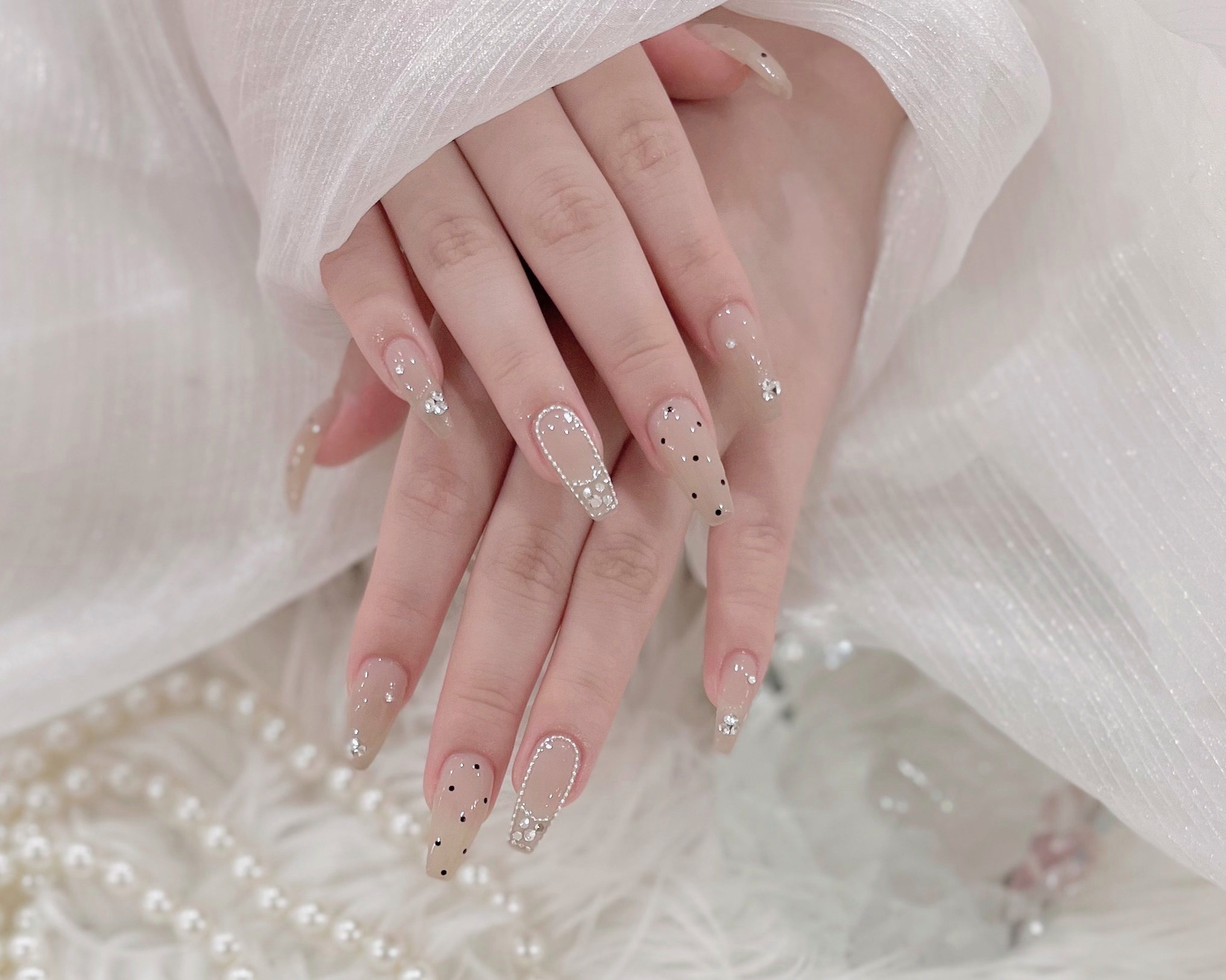 Fly_Nail_salon