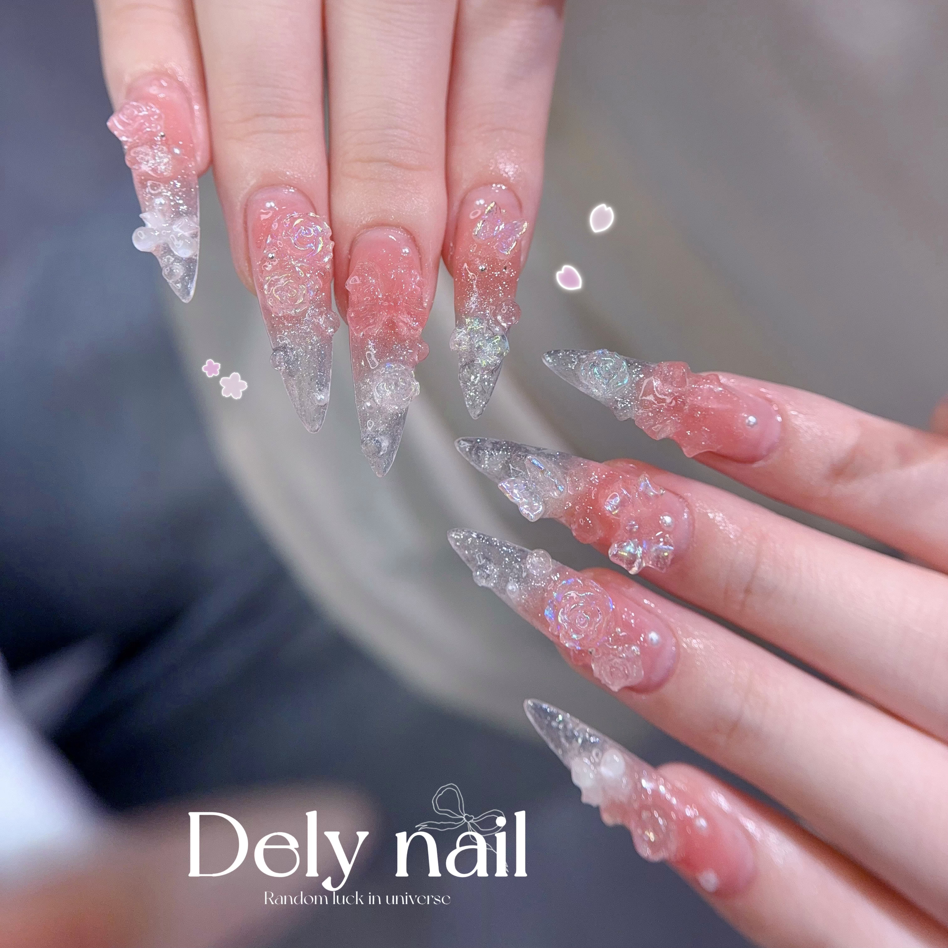 Dely_nail