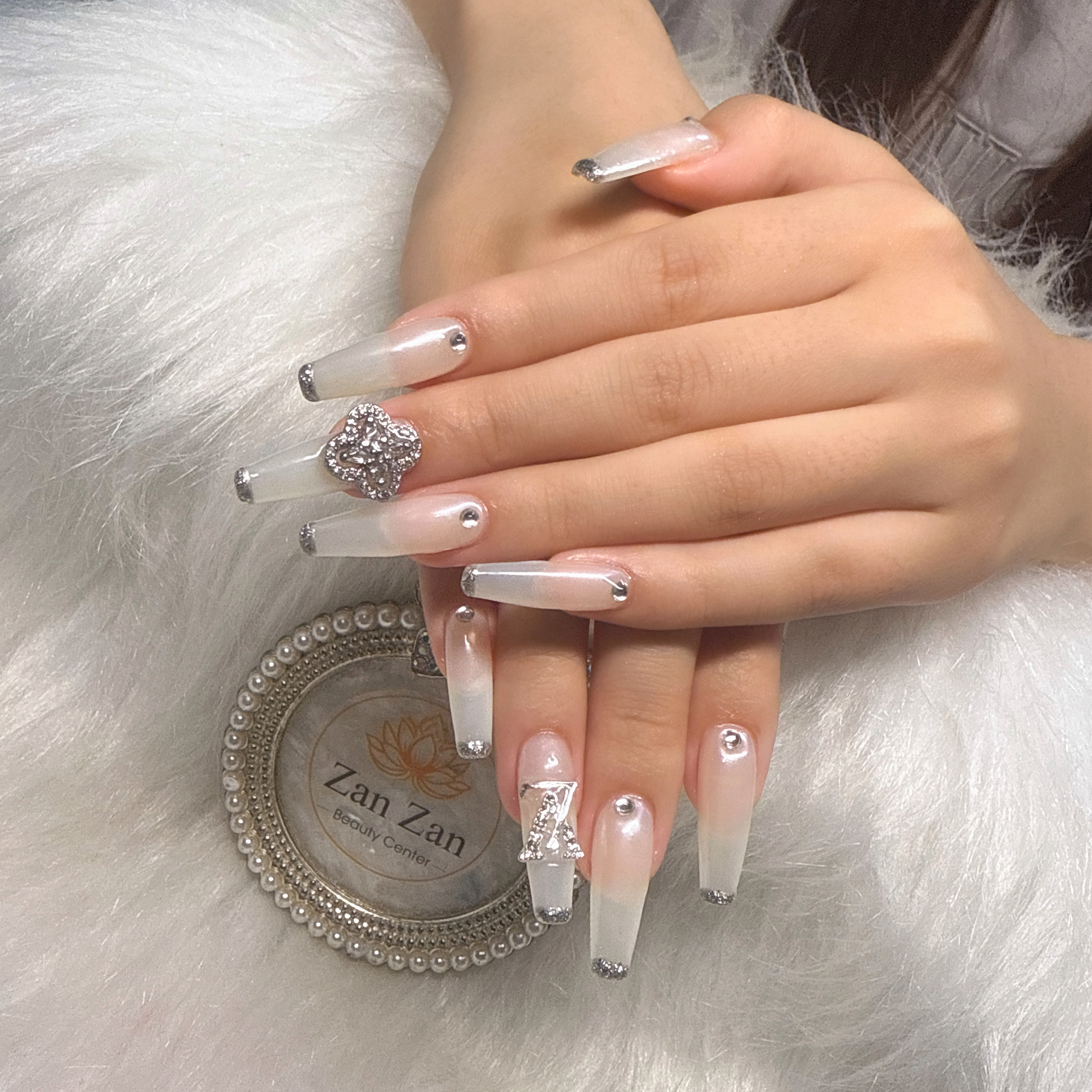 Zanzan_nailsalon