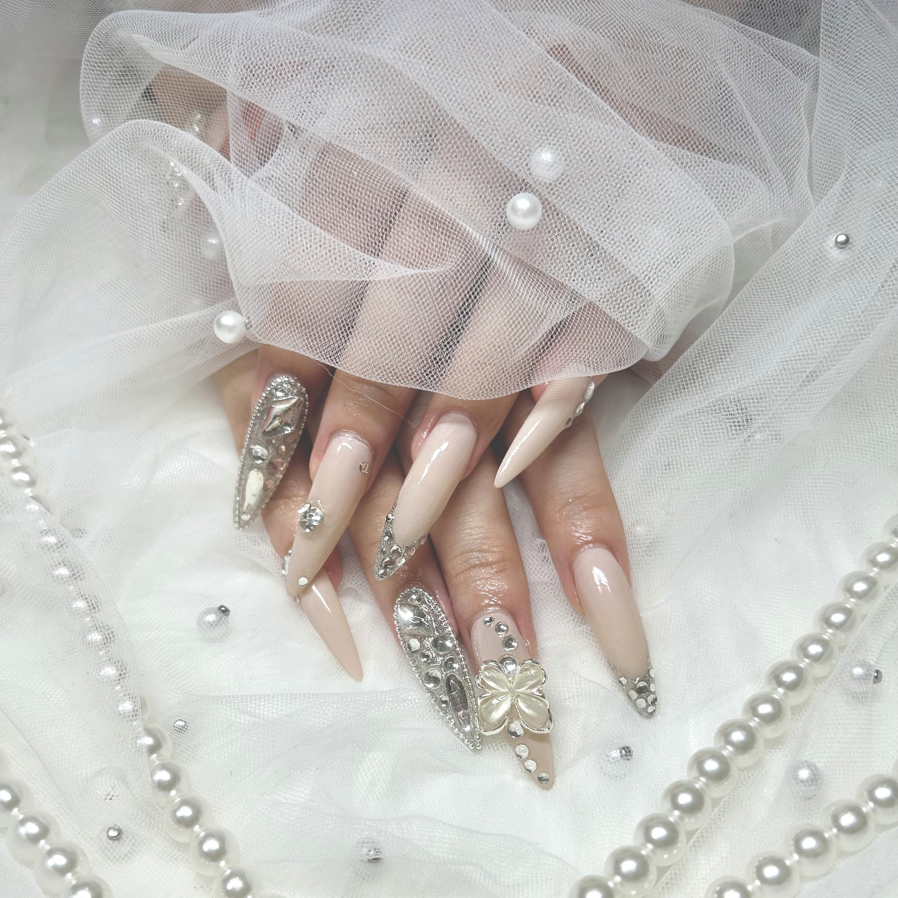 Laulea___nail
