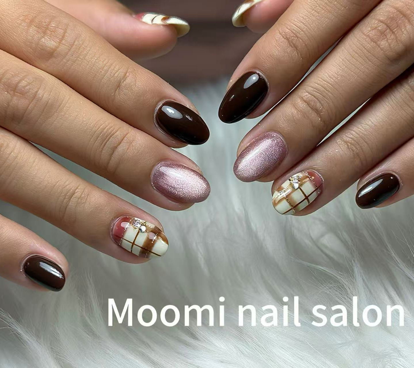 Moomi.nailsalon