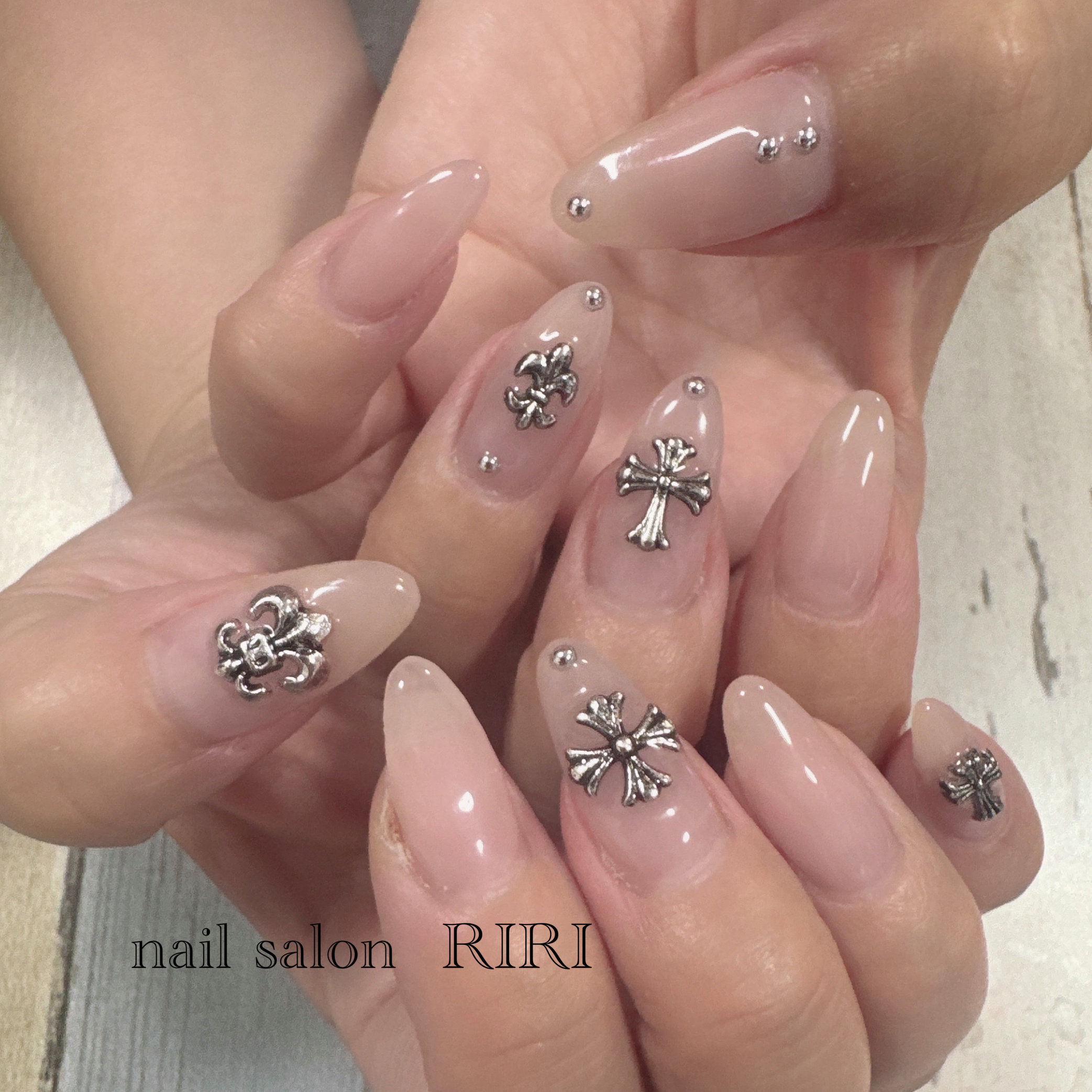 RIRI__nail